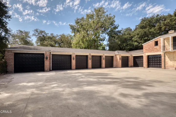 232.1220 Hillcrest(2)_161_mls