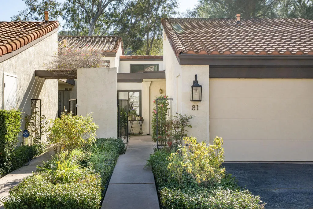 81 Barmore Court, Glendale, California 91206 home-pic-1
