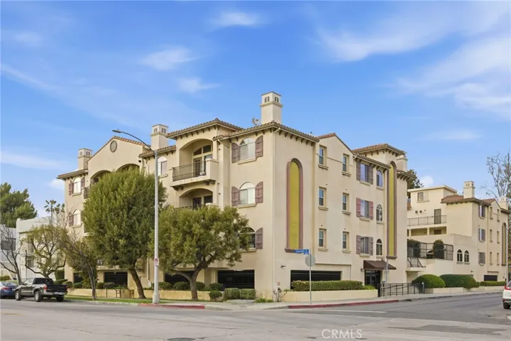 4805 Bellflower, North Hollywood, California 91601