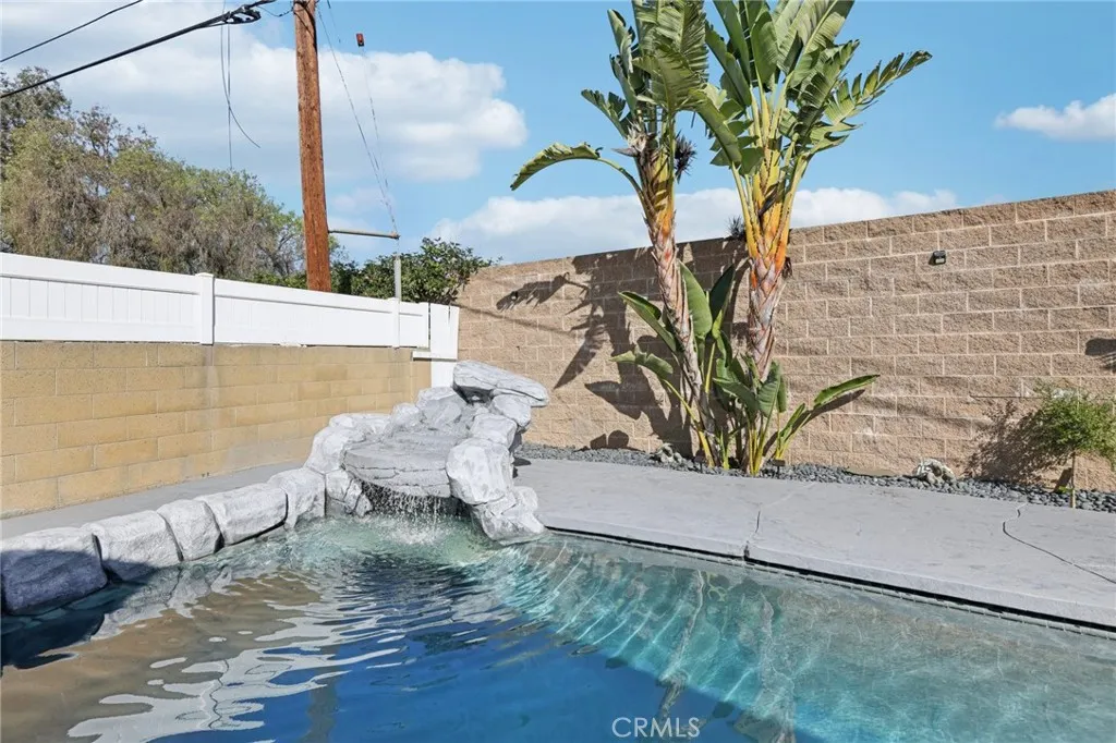 502 S Mancos Avenue, Anaheim, California 92806 home-pic-17