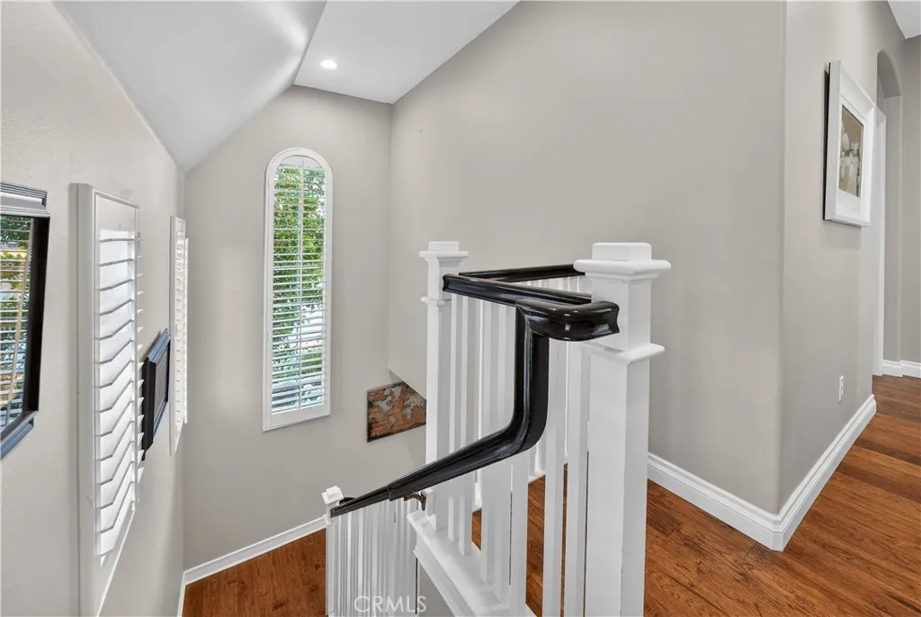 27038 Edgewater Lane, Valencia, California 91355 home-pic-47