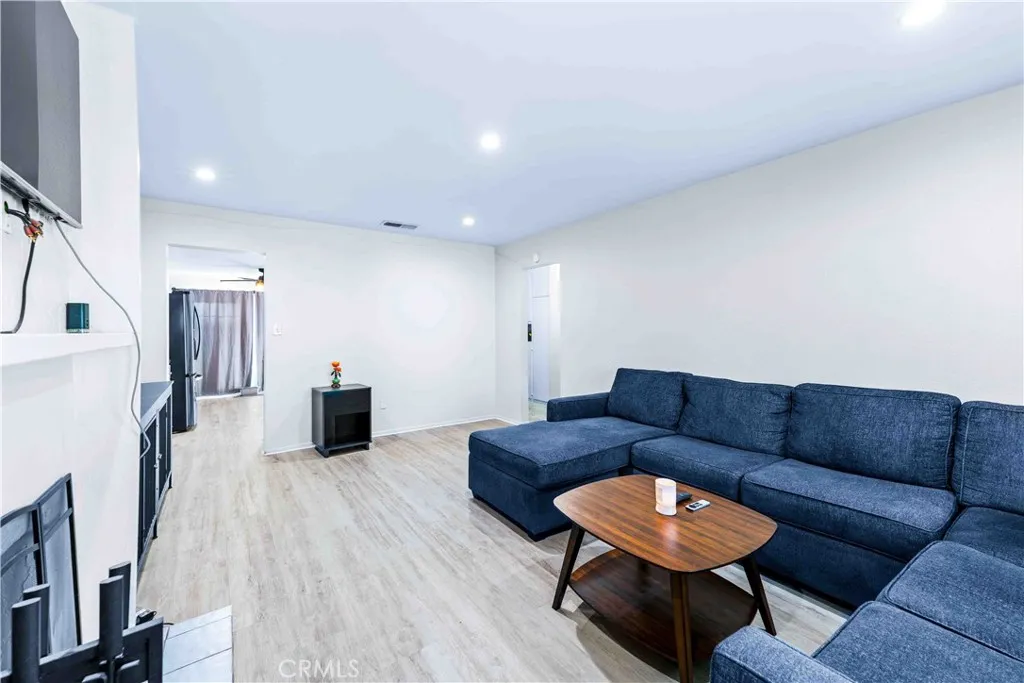 2295 N Tustin 31, Orange, California 92865 home-pic-5
