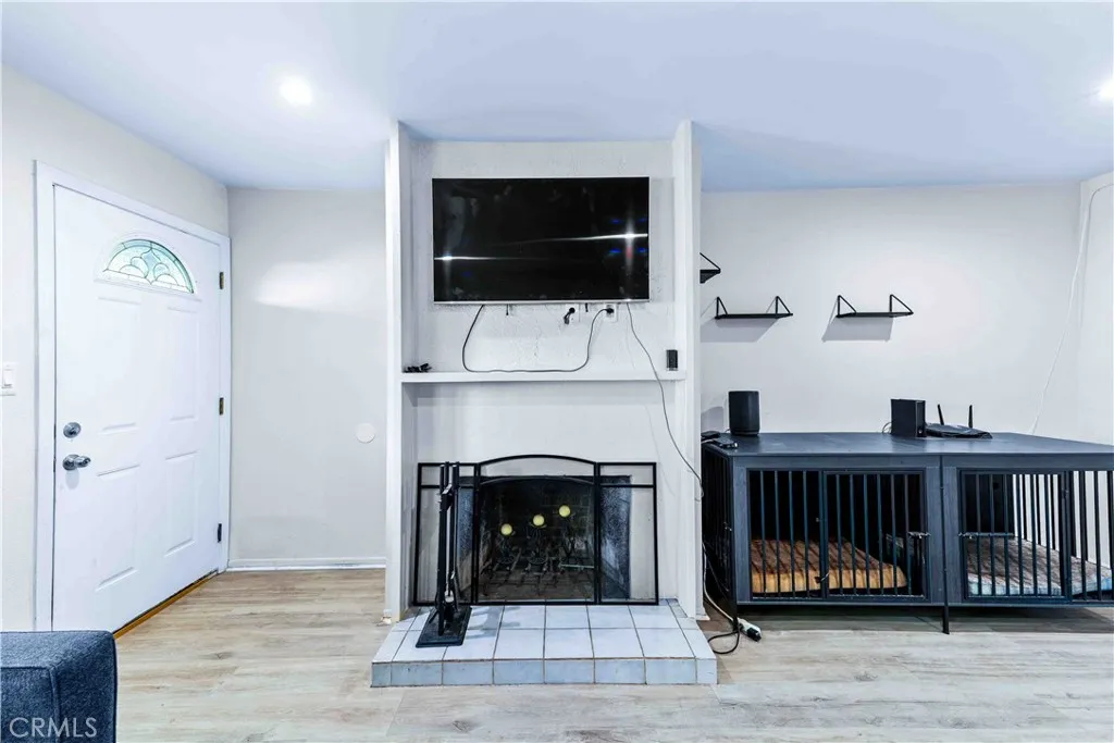 2295 N Tustin 31, Orange, California 92865 home-pic-4