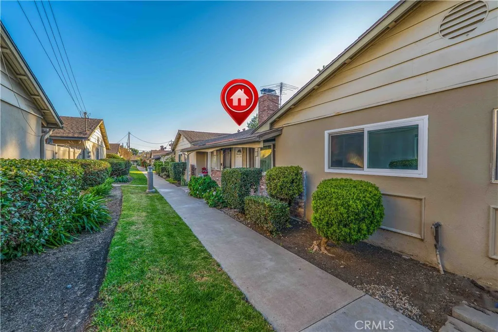 2295 N Tustin 31, Orange, California 92865 home-pic-2