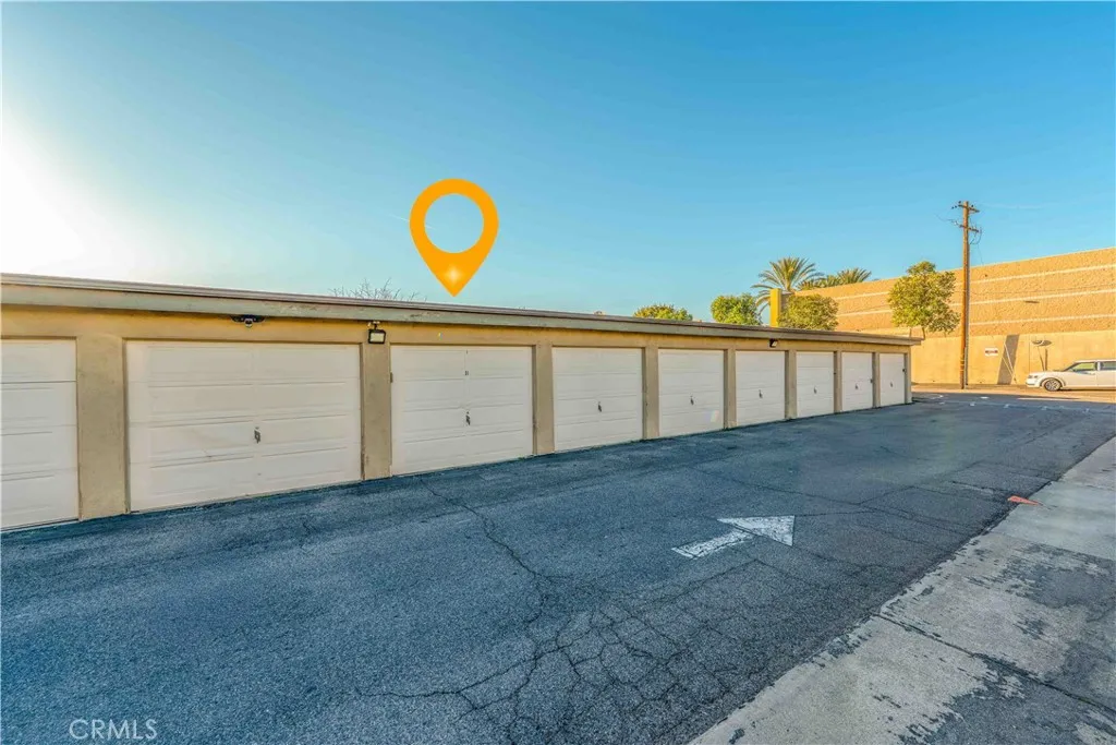 2295 N Tustin 31, Orange, California 92865 home-pic-20