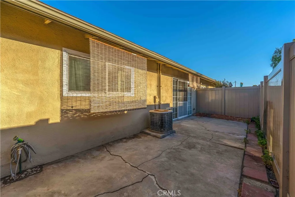 2295 N Tustin 31, Orange, California 92865 home-pic-18