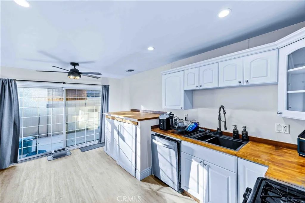 2295 N Tustin 31, Orange, California 92865 home-pic-15