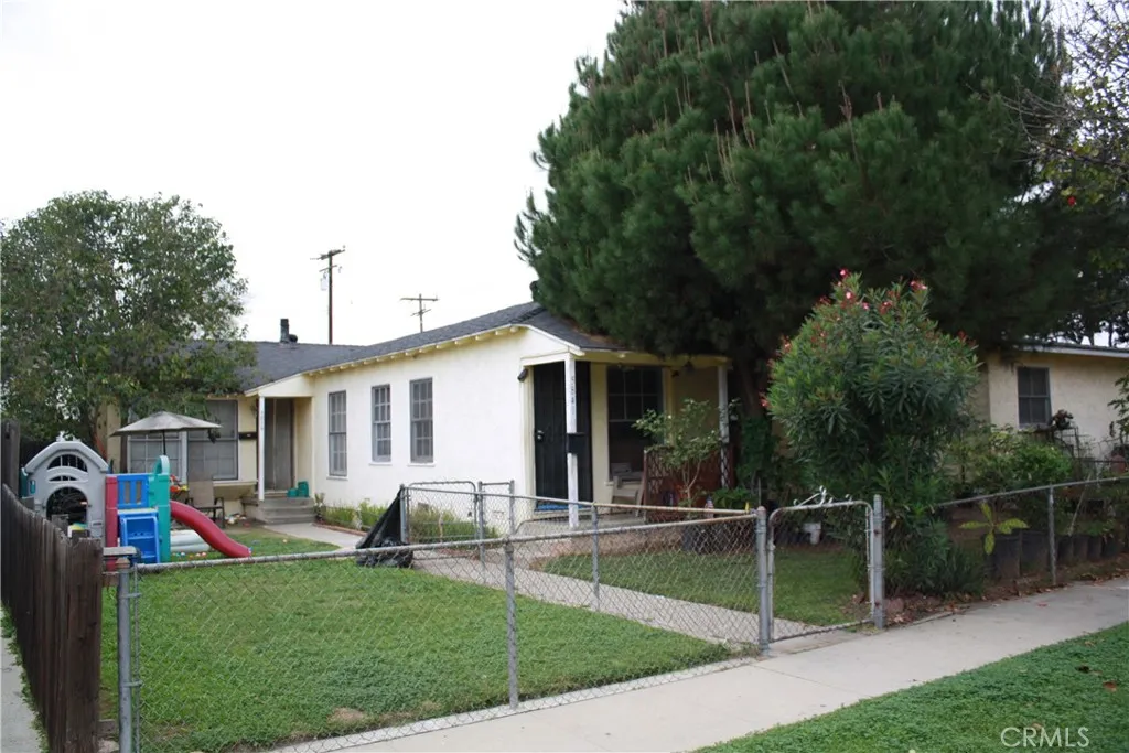 4332 Andy Street, Lakewood, California 90712 home-pic-2