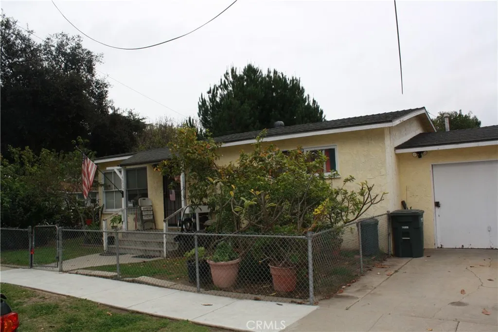 4332 Andy Street, Lakewood, California 90712 home-pic-1