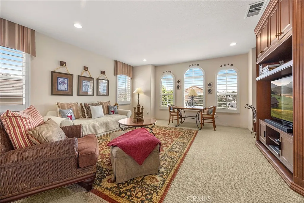 5435 Vista Del Mar, Yorba Linda, California 92887 home-pic-19
