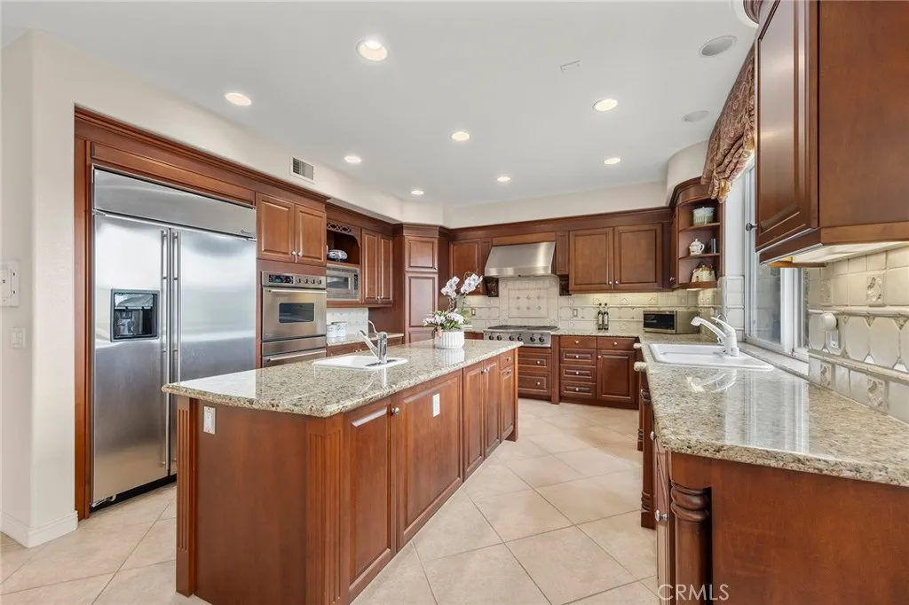 5435 Vista Del Mar, Yorba Linda, California 92887 home-pic-7