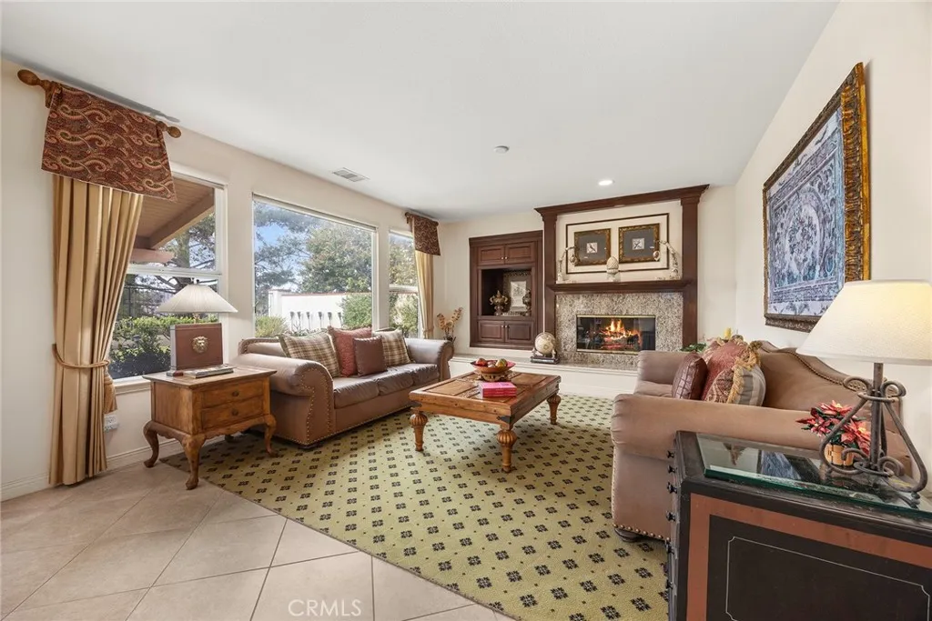 5435 Vista Del Mar, Yorba Linda, California 92887 home-pic-9