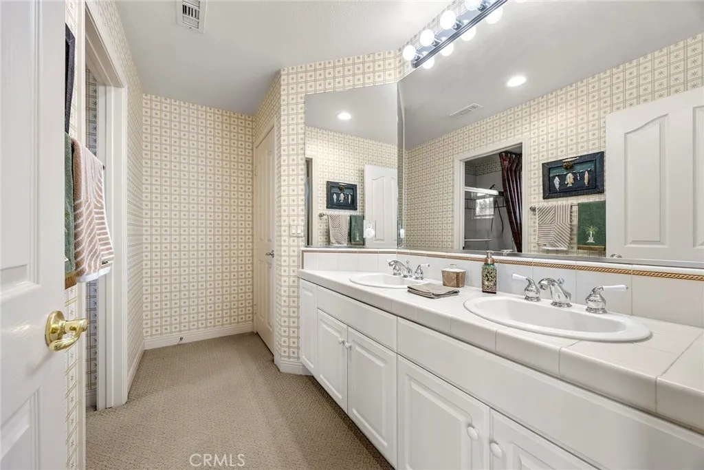 5435 Vista Del Mar, Yorba Linda, California 92887 home-pic-23