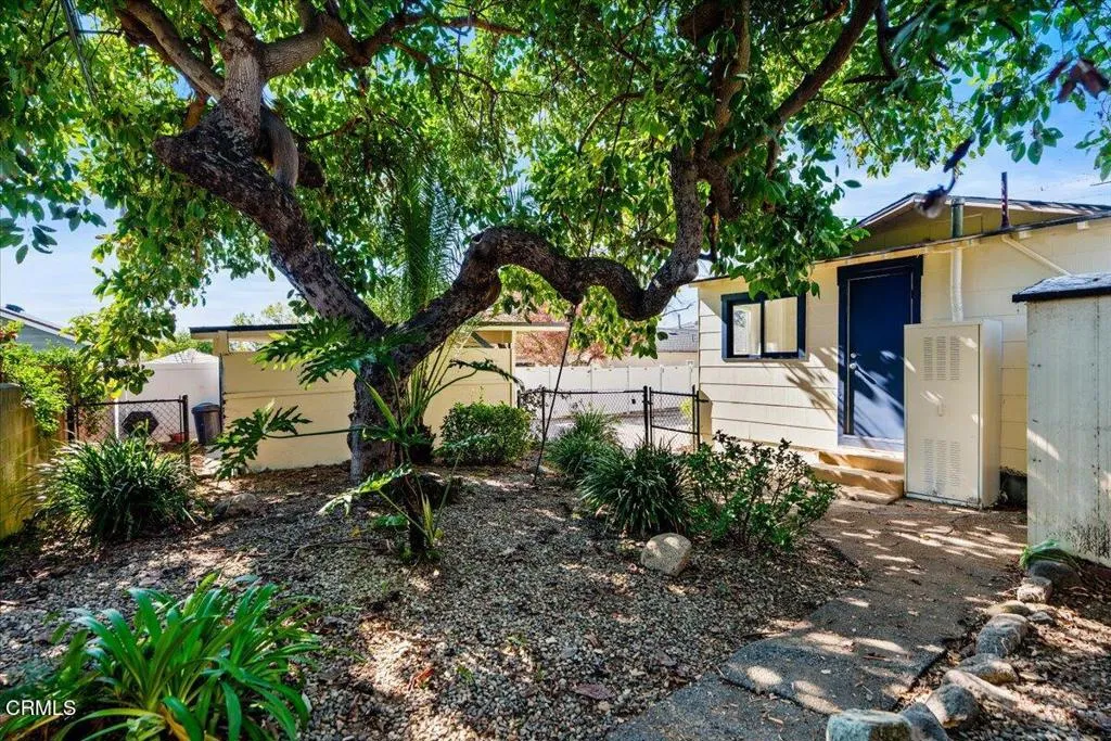 210 N Encinitas Avenue, Monrovia, California 91016 home-pic-64
