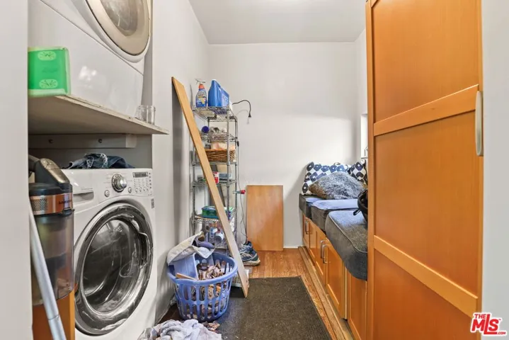 laundry room/pantry
