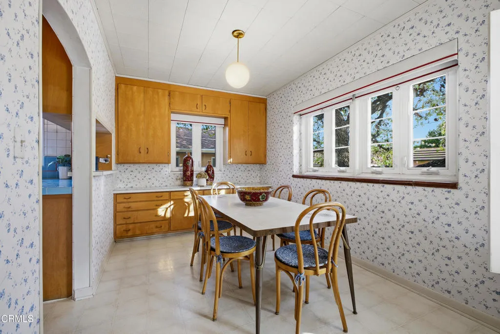 2450 E Orange Grove Boulevard, Pasadena, California 91104 home-pic-16