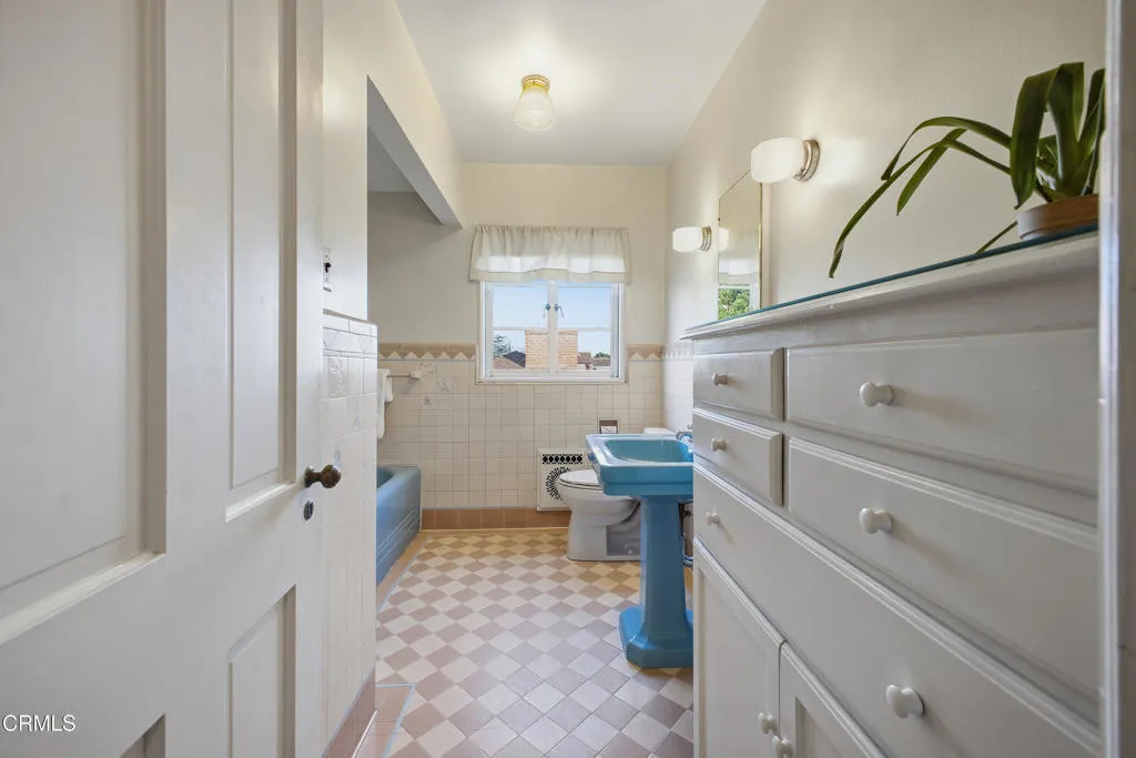 2450 E Orange Grove Boulevard, Pasadena, California 91104 home-pic-39