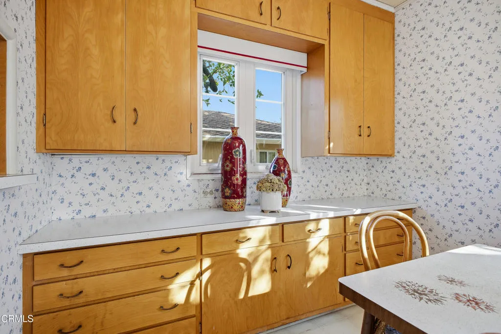 2450 E Orange Grove Boulevard, Pasadena, California 91104 home-pic-18