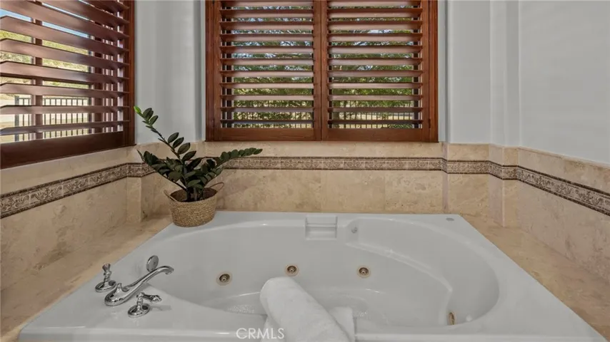 18041 Merlin Road, Silverado, California 92676