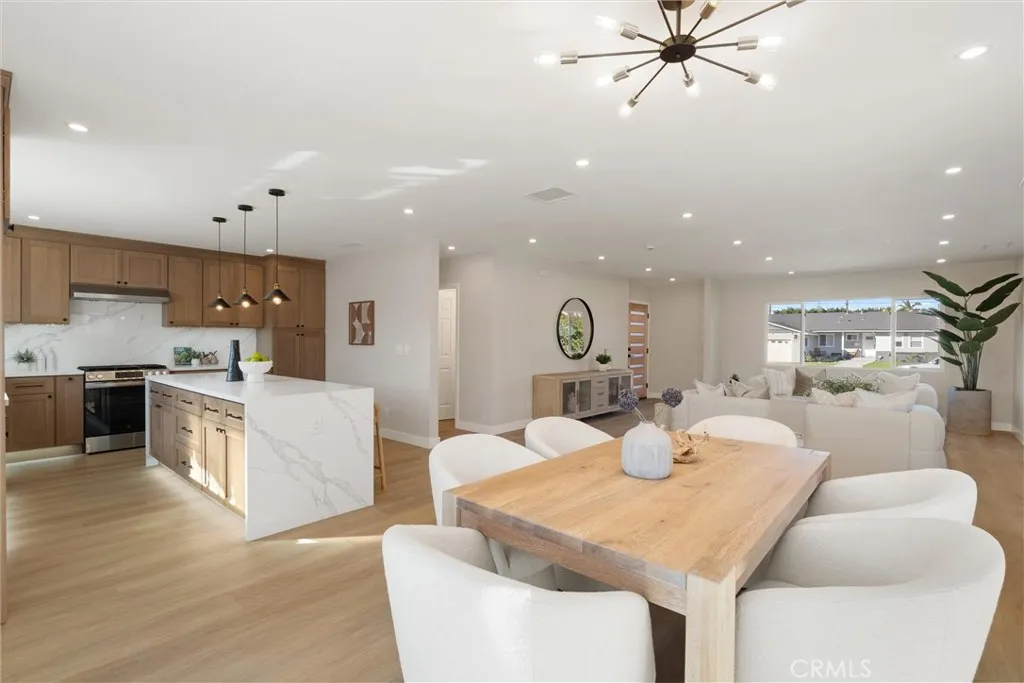 534 E Hoover, Orange, California 92867 home-pic-13