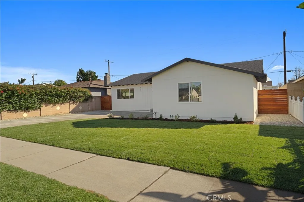 534 E Hoover, Orange, California 92867 home-pic-2