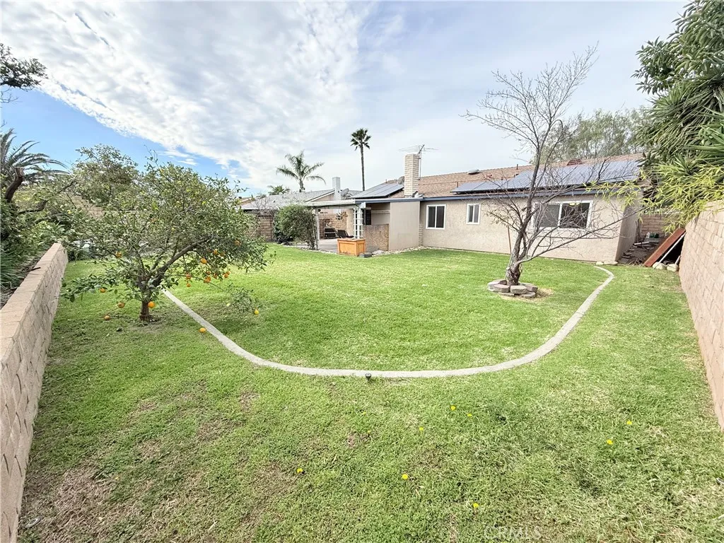 7425 Palo Verde, Fontana, California 92336 home-pic-24
