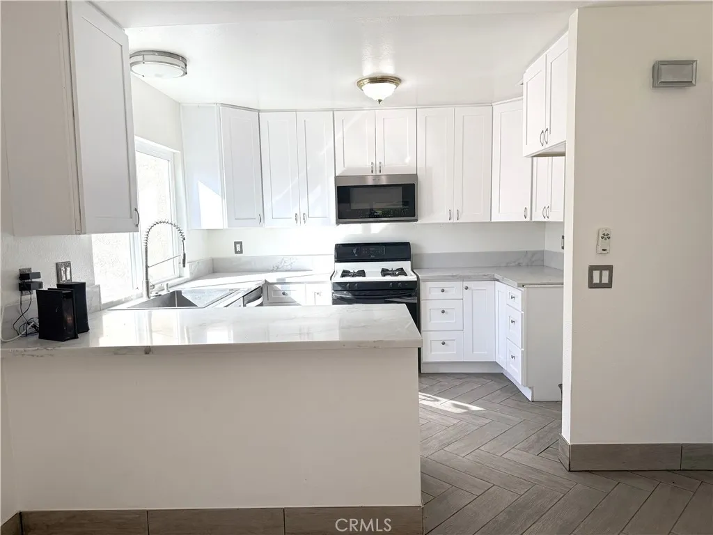 7425 Palo Verde, Fontana, California 92336 home-pic-8
