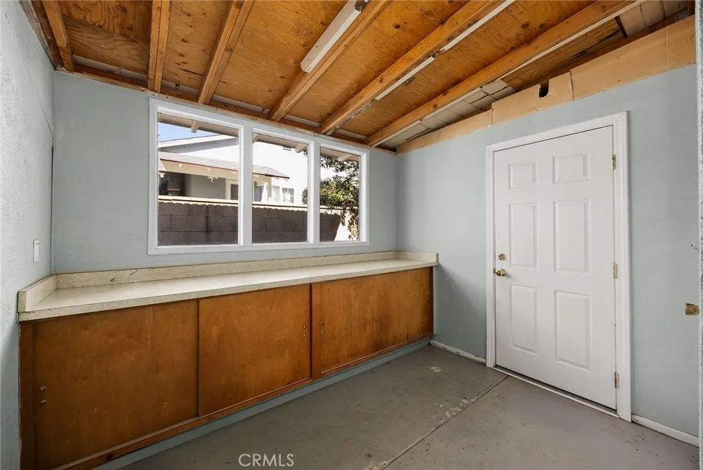 1526 Lynoak Dr, Claremont, California 91711 home-pic-22