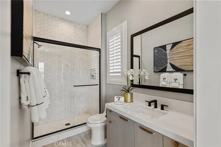 Secondary Bathroom: Sunstone - Hidden Oaks Collection -                                             
Photo of Model home.  Not actual home for sale.  Home is still under construction.