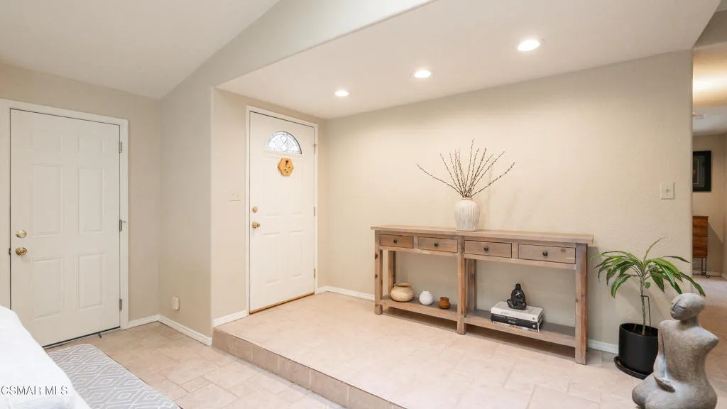 2362 Medina Avenue, Simi Valley, California 93063 home-pic-30