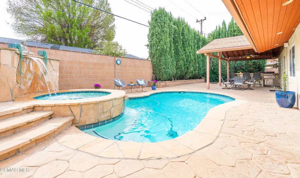 2362 Medina Avenue, Simi Valley, California 93063 home-pic-5