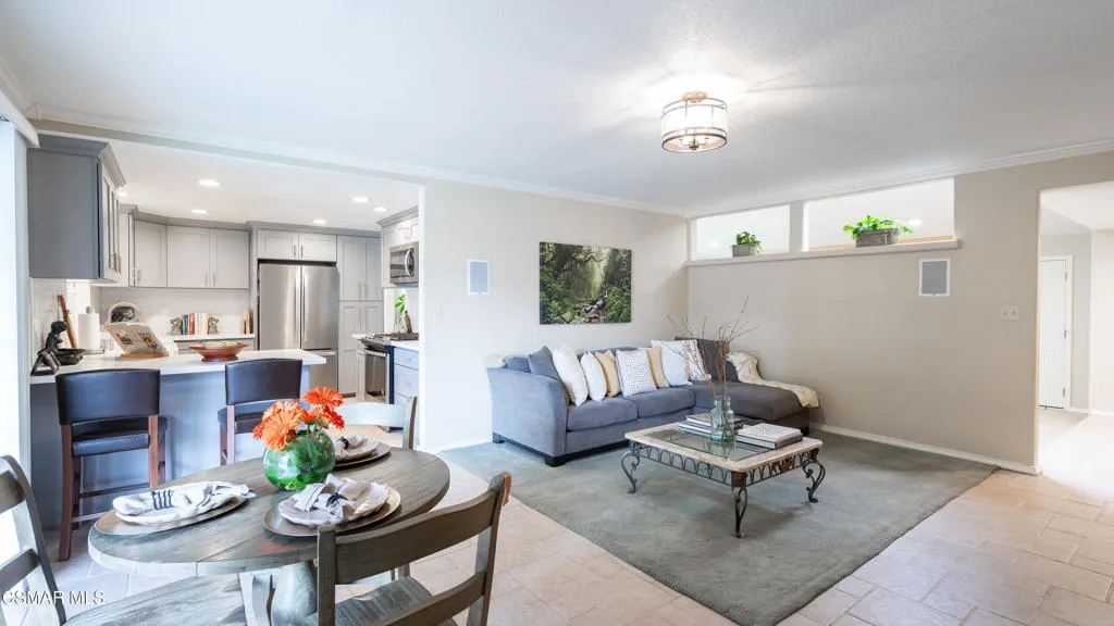 2362 Medina Avenue, Simi Valley, California 93063 home-pic-19