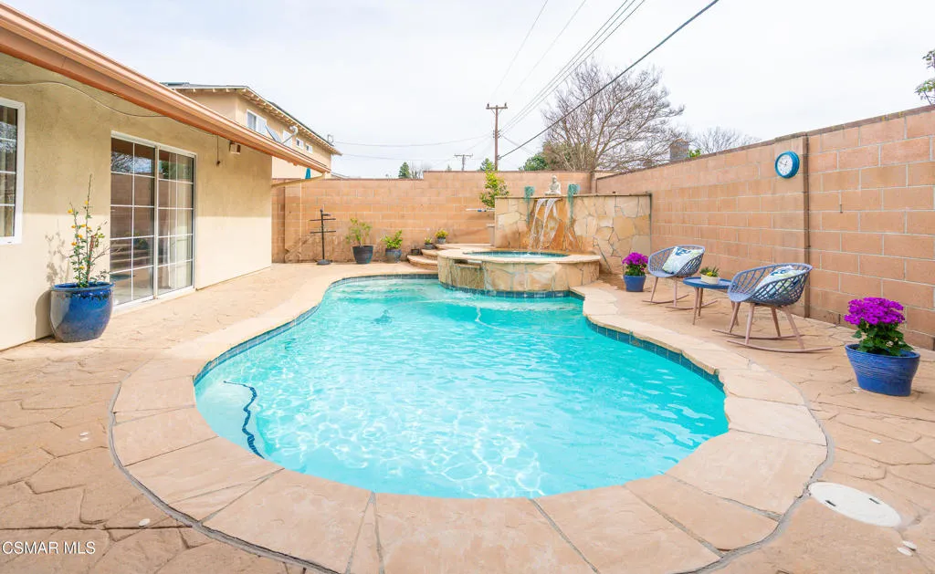 2362 Medina Avenue, Simi Valley, California 93063 home-pic-23