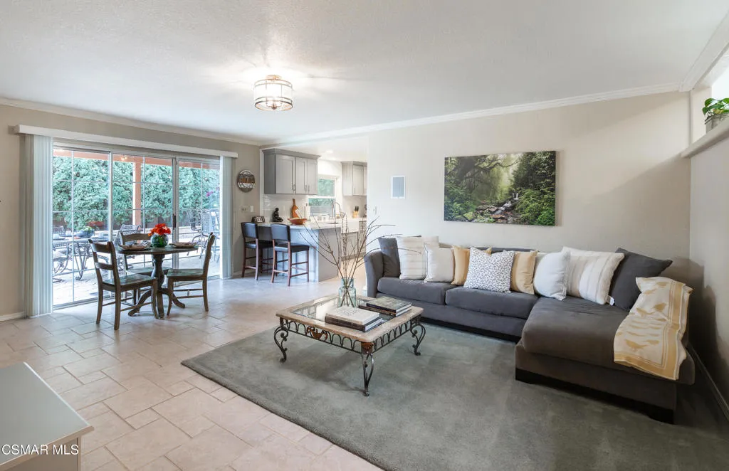 2362 Medina Avenue, Simi Valley, California 93063 home-pic-18