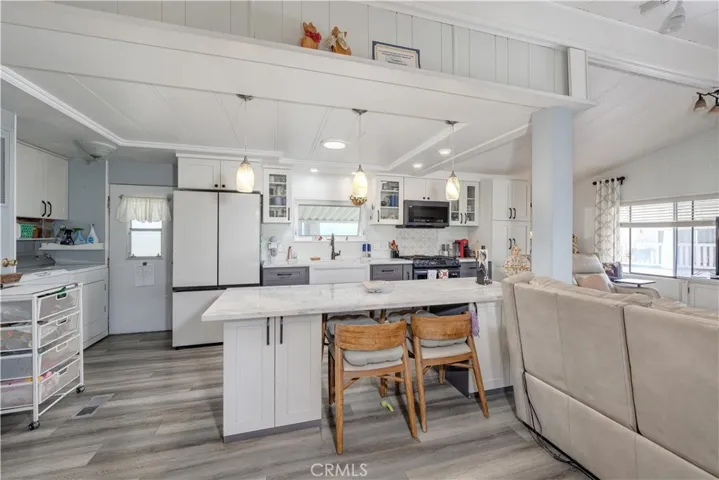 80 Huntington 618, Huntington Beach, California 92648