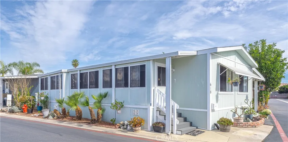 80 Huntington 618, Huntington Beach, California 92648