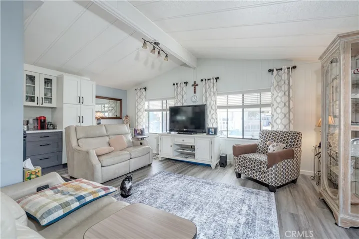 80 Huntington 618, Huntington Beach, California 92648