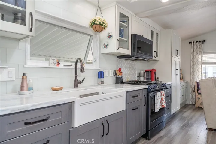 80 Huntington 618, Huntington Beach, California 92648