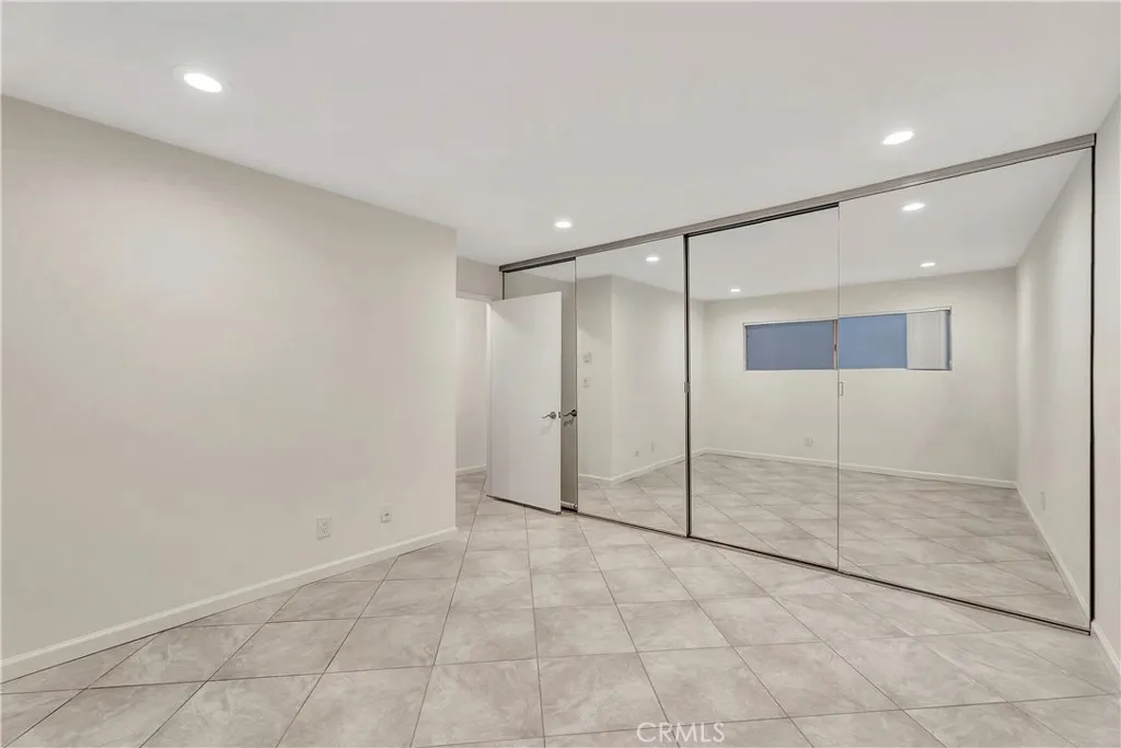 280 Molino 108, Long Beach, California 90803 home-pic-20