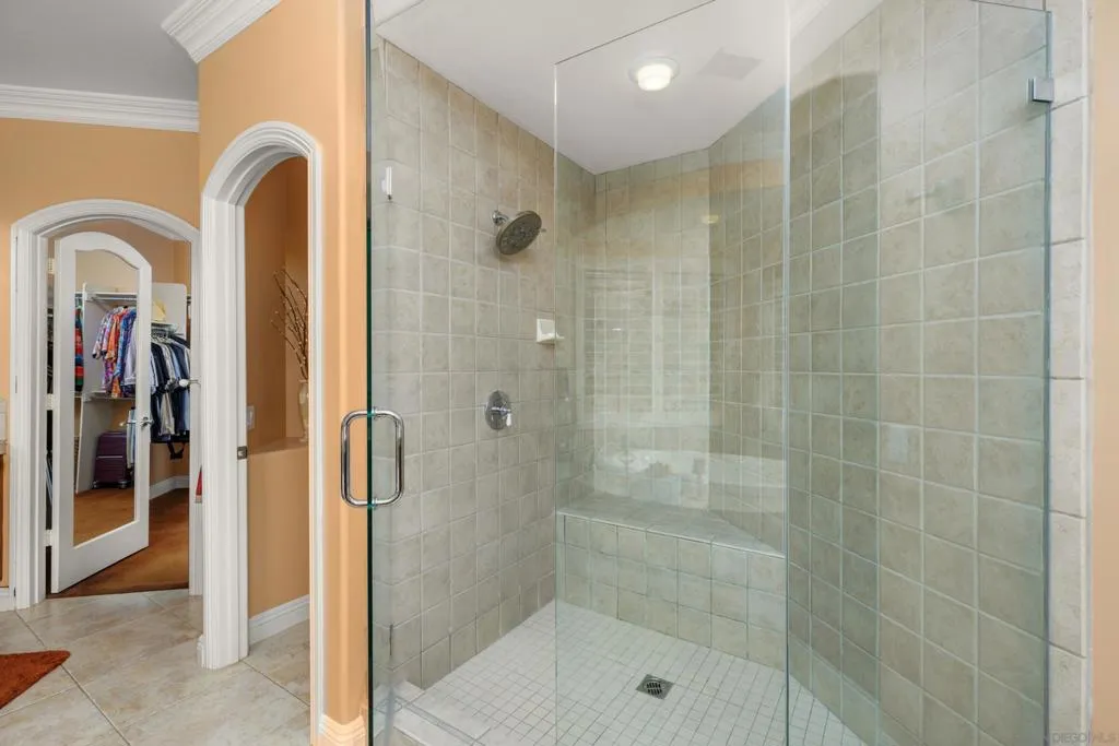 29166 Meadow Glen Way West, Escondido, California 92026 home-pic-41