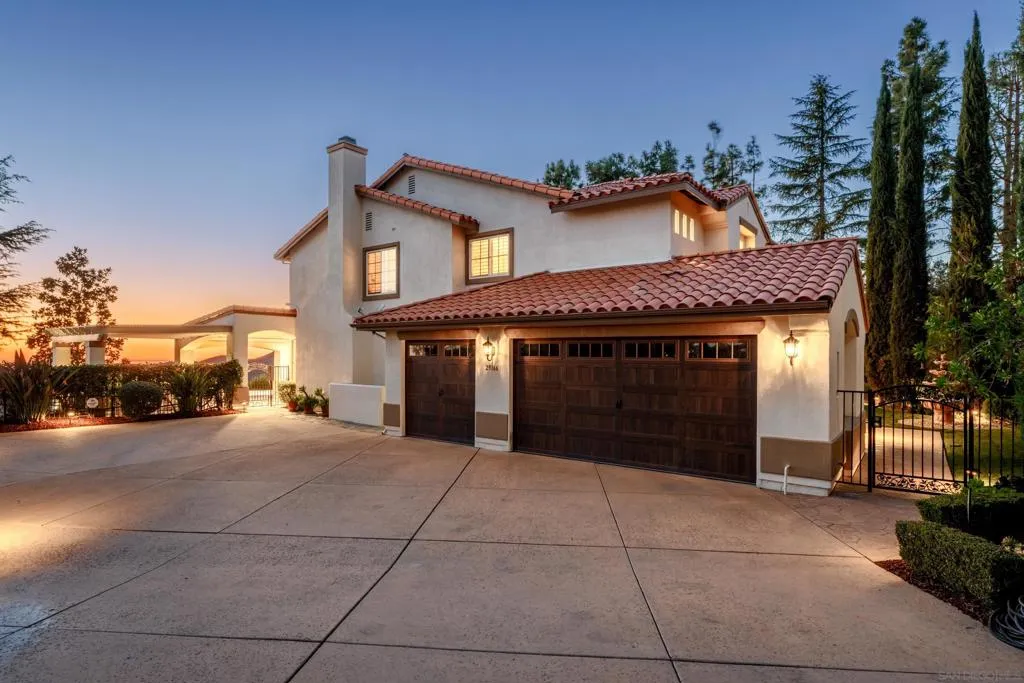 29166 Meadow Glen Way West, Escondido, California 92026 home-pic-16