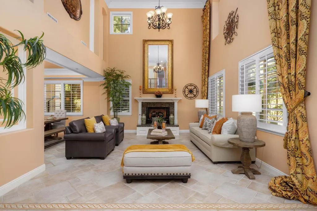 29166 Meadow Glen Way West, Escondido, California 92026 home-pic-32
