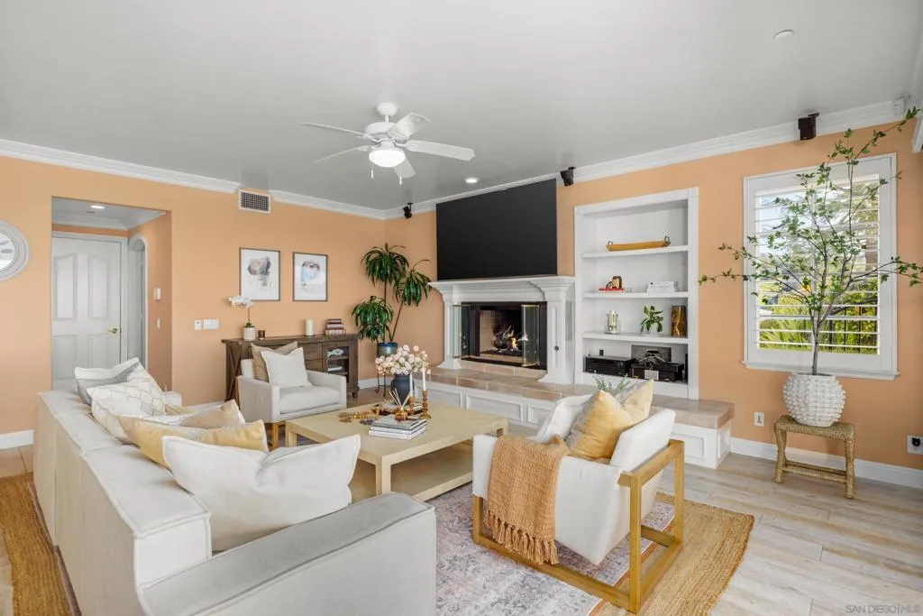 29166 Meadow Glen Way West, Escondido, California 92026 home-pic-24