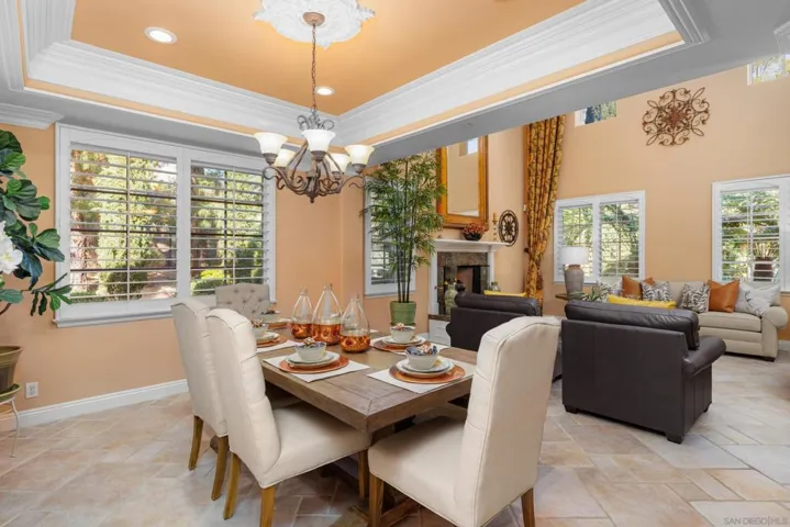 29166 Meadow Glen Way West, Escondido, California 92026