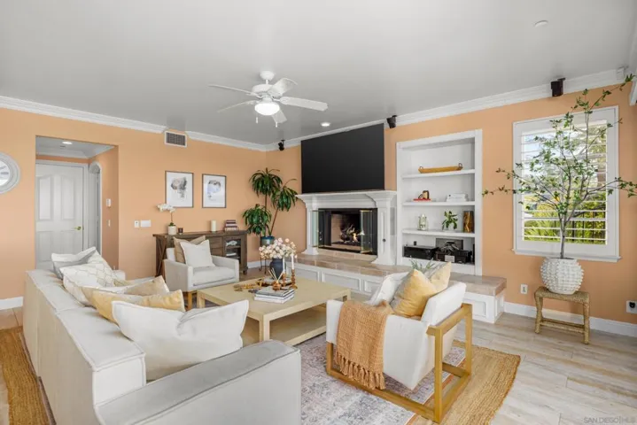 29166 Meadow Glen Way West, Escondido, California 92026