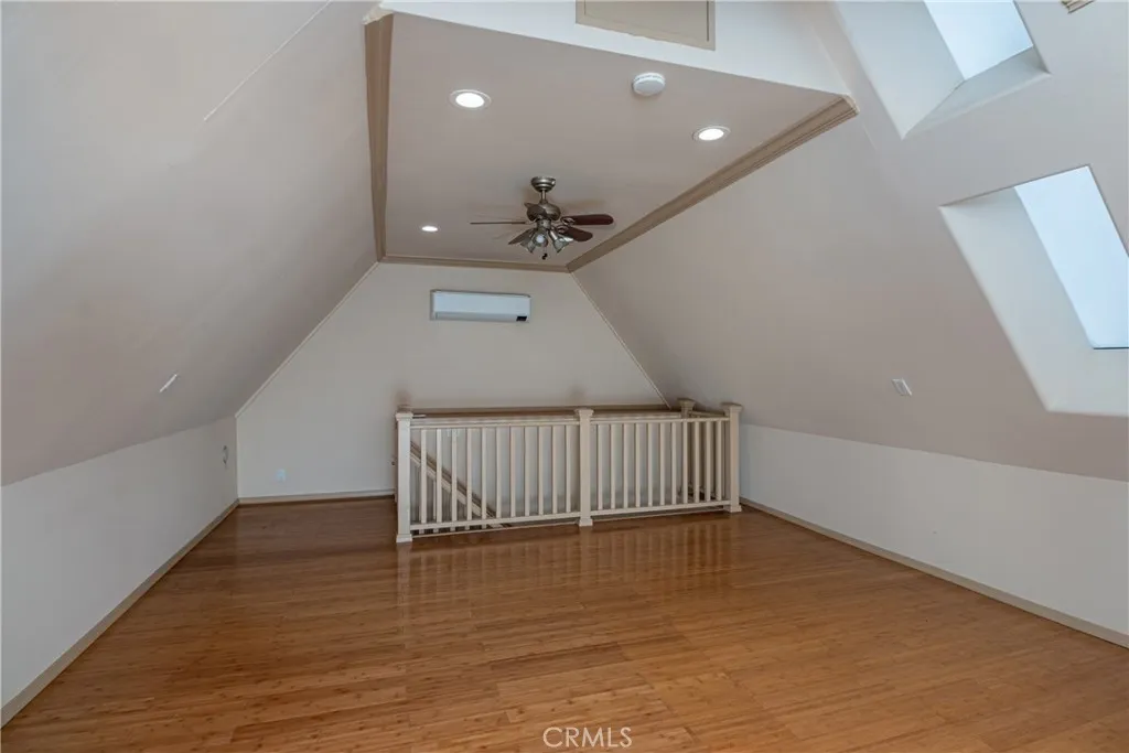 211 S Keystone, Burbank, California 91506 home-pic-45