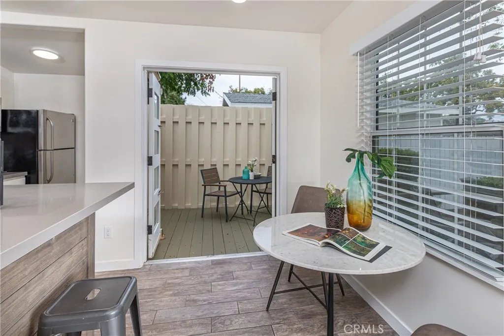 211 S Keystone, Burbank, California 91506 home-pic-12