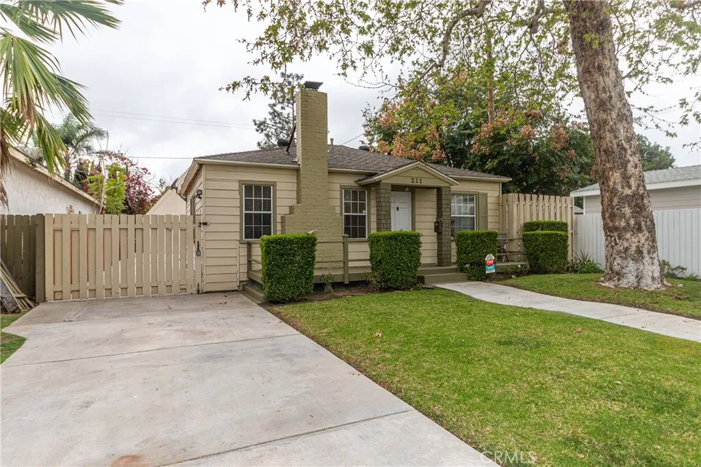 211 S Keystone, Burbank, California 91506 home-pic-46
