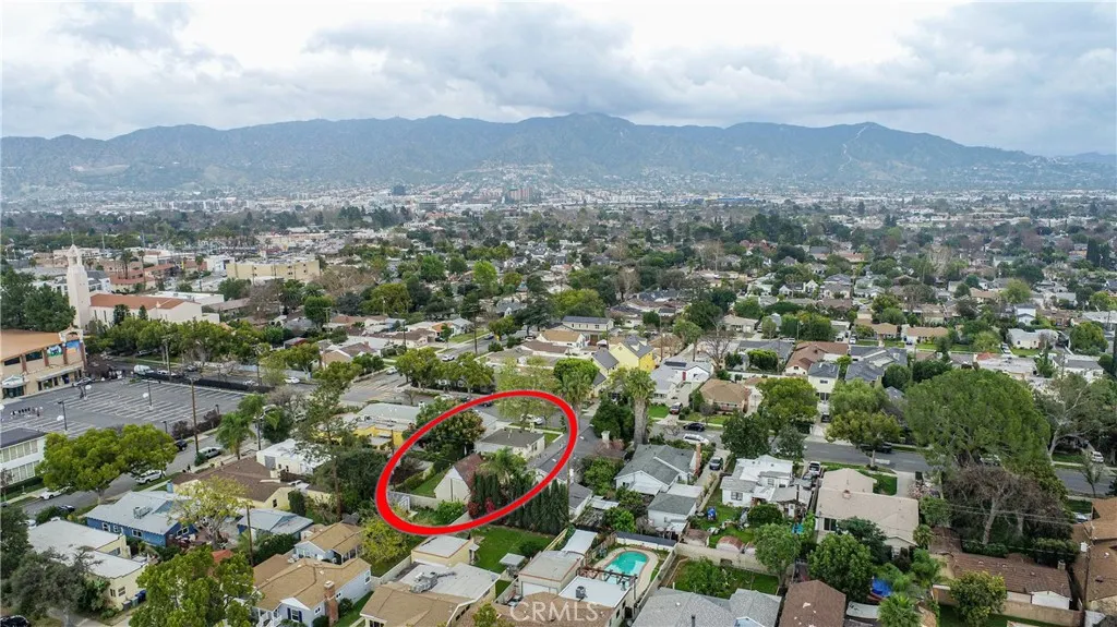 211 S Keystone, Burbank, California 91506 home-pic-53