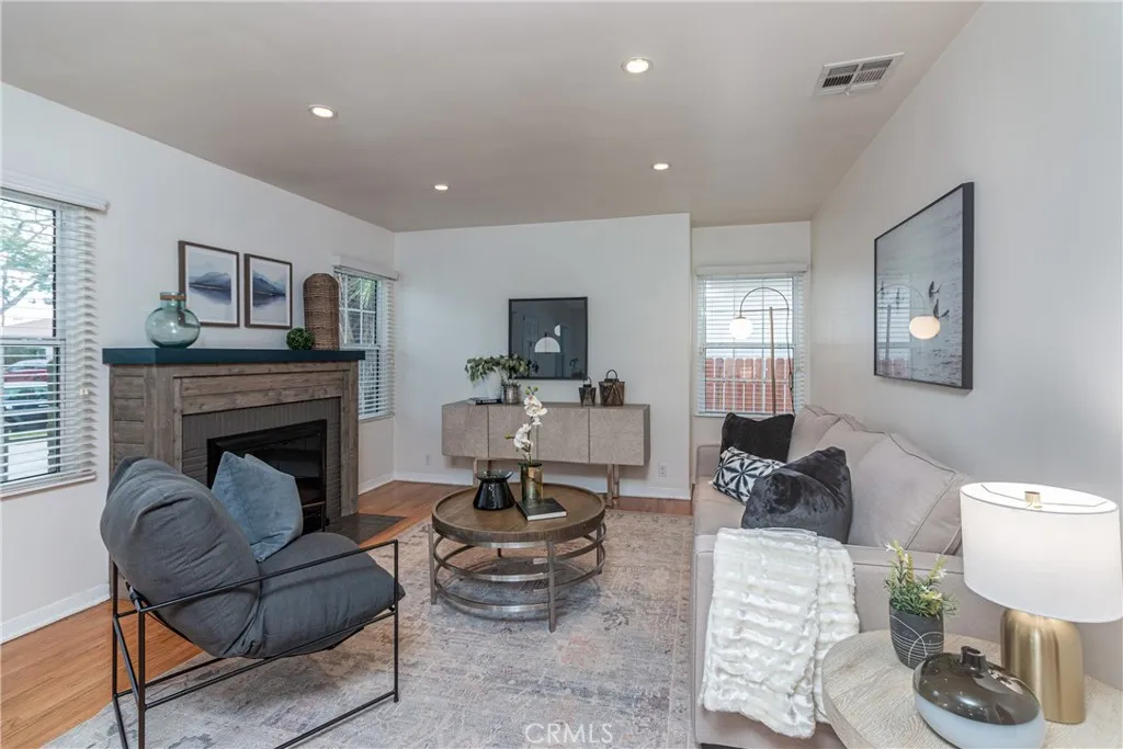 211 S Keystone, Burbank, California 91506 home-pic-5
